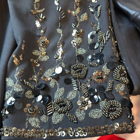 Elegant Black Embellished Women's Jacket - Picture 11 of 11